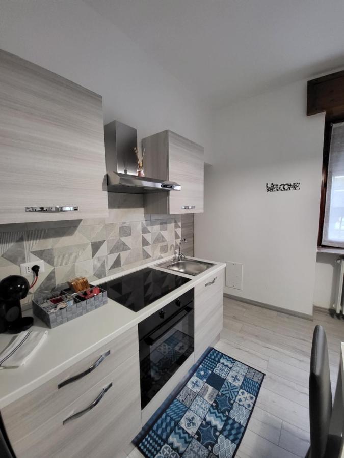 Da Romy Holiday House Mozzo Bagian luar foto